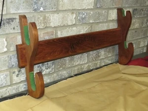 Vintage Wall Mount Winchester 2 Gun Rack in Fine Original Condition and Finish - Picture 1 of 8