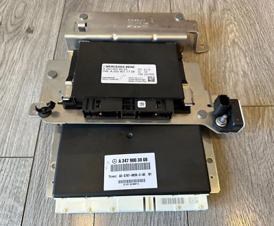 2020-2023 MERCEDES AMG CLA35 CLA45 SUSPENSION AND GEARBOX MODULE SENSOR SET, OEM - Image 1 of 4