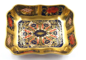 MINT ROYAL CROWN DERBY OLD IMARI SGB TRINKET DISH SOLID GOLD BAND 9.5cm x 7.5cm - Picture 1 of 3