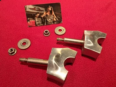 1985-1986 Honda Shadow VT1100C OEM Handlebar Risers & Hardware OEM - Image 1 of 4
