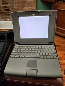 Vintage 1994 Apple Mac PowerBook 540c Laptop w/original power Read Description - Afbeelding 1 van 5