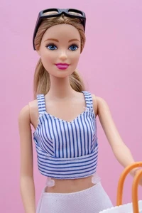 ✨ Restyled 2019 Barbie Fashionistas Doll w Dark Blonde Hair, white skirt - Picture 1 of 10