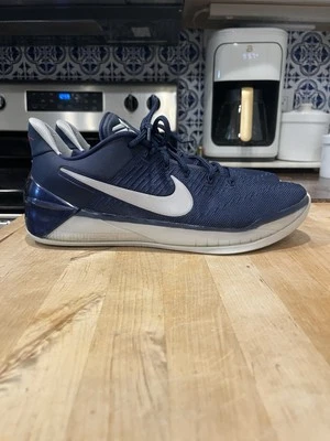 Nike Kobe A.D. Azul marino medianoche talla 12,5 (852425-406) súper limpio  Foto 1 de 4