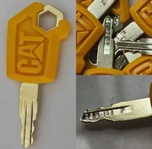 5P8500 - Yellow Master Plant Key For CAT Excavators Rollers Dozers Caterpillar - Picture 1 of 4