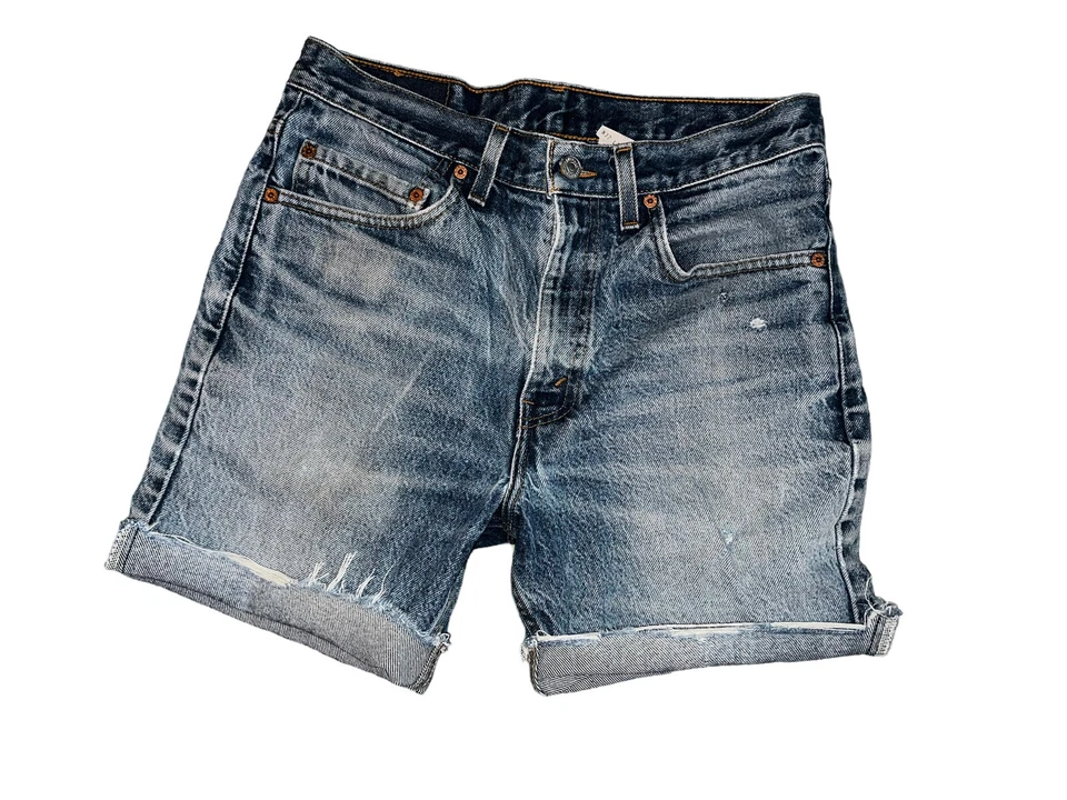 Shorts jeans vintage 517-0217 feminino Levi’s aba vermelha corte 517 bigode desbotado - Imagem 1 de 4