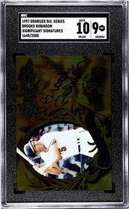 1997 Donruss Significant Signature Brooks Robinson SGC 9 MT 10 Auto 1645/2000 - Picture 1 of 2