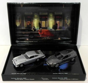 Minichamps 1/43 Scale 402 137600 - Aston Martin DBS/DB5 Casino Royale James Bond - Picture 1 of 3