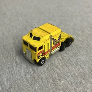 Vintage 1982 Hot Wheels Thunder Roller Yellow w/Eagle #2 Semi Truck Hong Kong - Picture 1 of 7