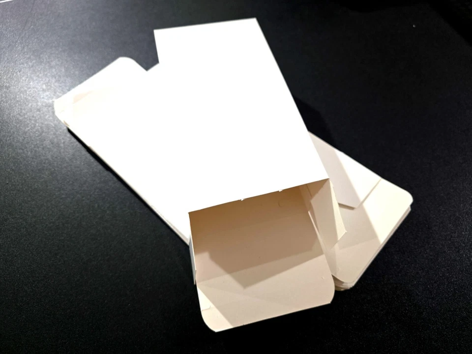 White Cardboard Tuck Top Packing Gift Boxes with Lids, 8"x4.5"x2.5" (5 Pack) - Image 1 of 4