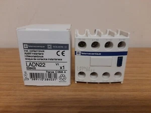 Telemecanique LADN22 Hilfskontakt Block 4 Kontakte 2NC + 2NO RS 394-9908 - Bild 1 von 5