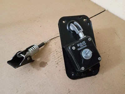 Подъемник для крепления запасной шины 2003-2014 Volvo XC90 P/N 30714793 - Изображение 1 из 4