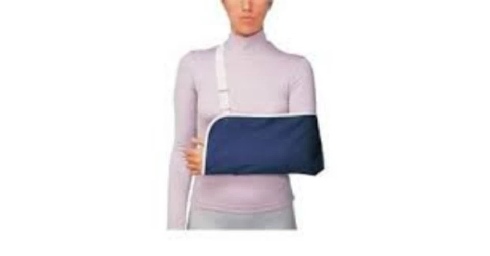 DJO Arm Sling PROCARE 79-99153 Deep Pocket Economy Slide Buckle Small - Image 1 of 1