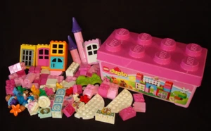 DUPLO ~ 2 libras. Bloques de construcción ~ Ladrillos de castillo rosas y princesas, etc. ~ a granel ~ En muy buena condición - Imagen 1 de 3
