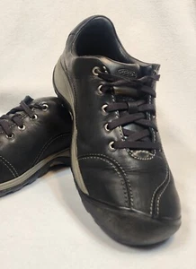 KEEN Women's Presidio Black Hiking Shoe = US 9.5 - Picture 1 of 12