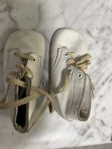MRS. DAY'S IDEAL BABY SHOES WHITE STYLE 380 SIZE 1 MEDIUM WITH ORIGINAL BOX - Picture 1 of 6