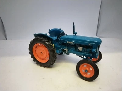Trattore agricolo diesel Fordson Major vintage scalabile ottime condizioni 1/32 - Immagine 1 di 4