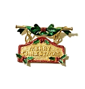 Vintage AJC MERRY CHRISTMAS Hinged Sign Brooch Holly Berries Gold Tone Pin - Picture 1 of 11