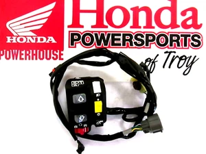 NUEVO JUEGO DE INTERRUPTOR IZQUIERDO HONDA FABRICANTE DE EQUIPOS ORIGINALES 2020-24 TRX420FA5/FA6/FA7 *35140-HR6-B01* - Imagen 1 de 2