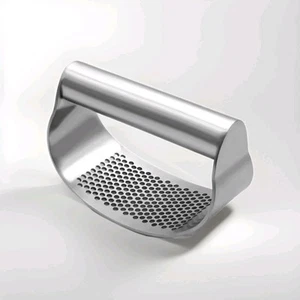 Full Stainless Steel Handy Garlic Press Kitchen Tools Crusher Masher  Durable  - Picture 1 of 7