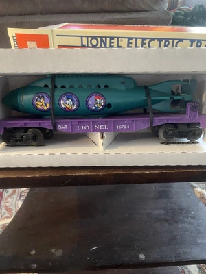 LIONEL DISNEY MICKEY MOUSE FLAT CAR W/ SUBMARINE 6-16724 TRAIN FREIGHT NOS - Image 1 of 4