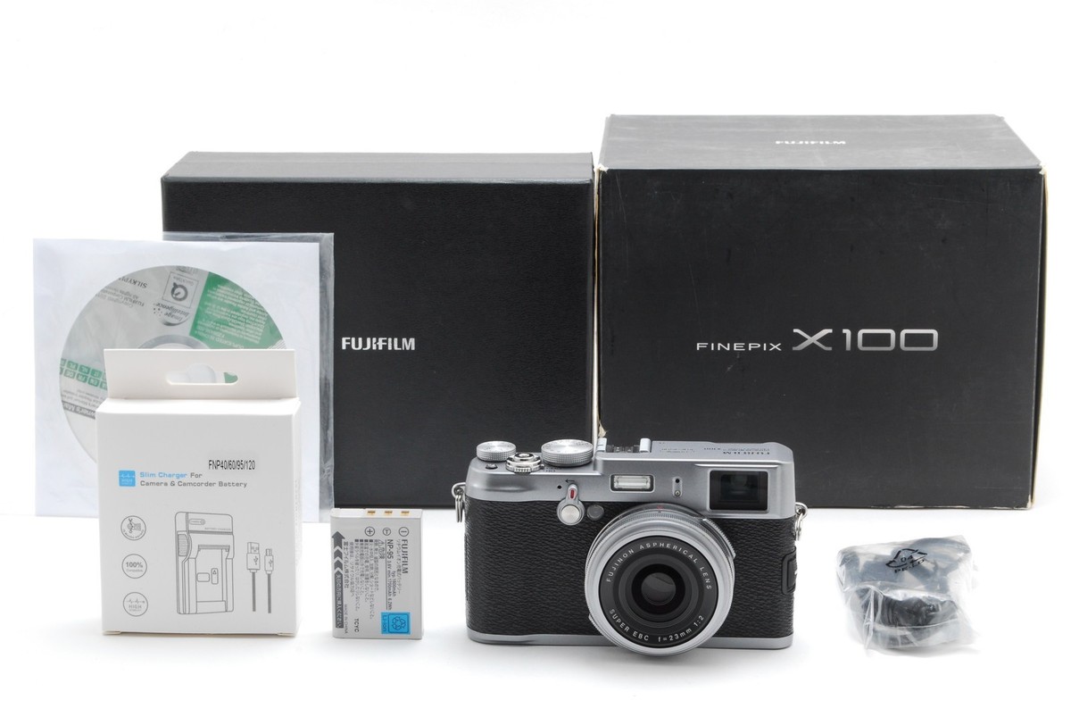 富士フイルムFain Pix X100 シルバー FinePix 富士フィルム Fujifilm X100 シルバー デジタルカメラ