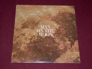 MAN ON THE MOON WALTER CRONKITE CBS 45 RPM RECORD & CARDBOARD SLEEVE APOLLO 11 - Picture 1 of 4