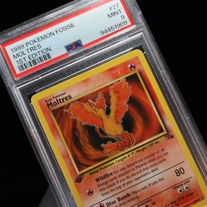 Pokemon TCG - Moltres 27/62 Fossil Rare 1st Edition - PSA 9 MINT - Picture 1 of 3