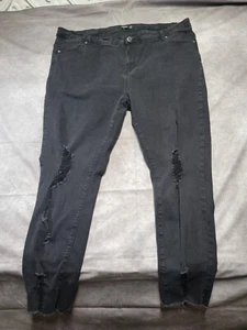 Boohoo Jeans Womens Size 20 Black Denim Washed Distressed Flat Front Raw Hem - Picture 1 of 8