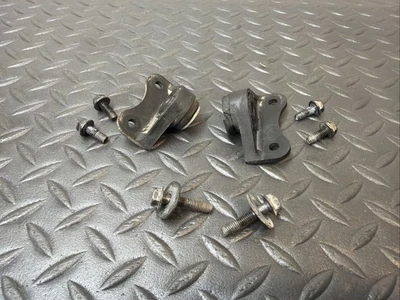 2005 Yamaha TTR125 TTR125L OEM Fuel Gas Tank Rubber Mounting Brackets Tank Mount - Image 1 of 4