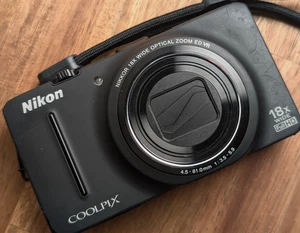 Nikon COOLPIX S9300 16.0MP Digital Camera 18x Optica Zoom Works in English Black - Picture 1 of 12