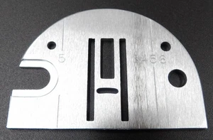Singer Compatible ZIG ZAG Needle Plate # 310703 - Picture 1 of 2