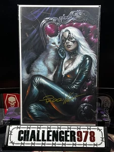 BLACK CAT #1 Lucio Parrillo SIGNED VIRGIN w/ COA - ltd 800 - Picture 1 of 1