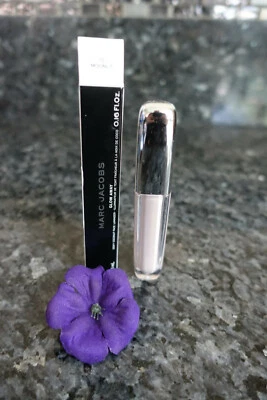 Marc Jacobs glow away dewy coconout face luminizer new in box select one - Image 1 of 3