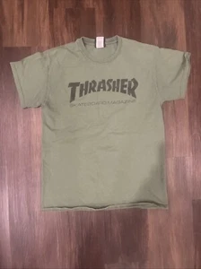 Mens Thrasher Shirt Size Medium Skateboard Magazine Olive Green - Picture 1 of 6