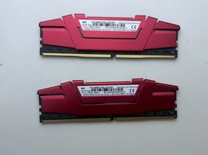 G.Skill Ripjaws V Series 16GB (8GB x 2) _F4-2400C15Q-32GVR DDR4-2400 - Picture 1 of 3