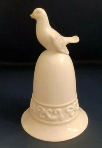 Avon Dove Bird Bell The Tapestry Collection 1981 - Picture 1 of 6