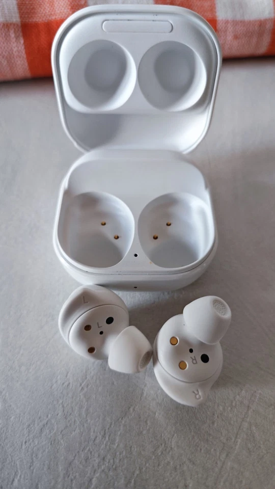 galaxy buds - Immagine 1 di 2