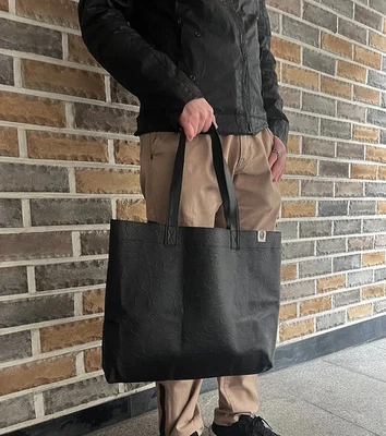 Эксклюзивная сумка-тоут BAPE A Bathing Ape SMR — черная камуфляжная тисненая кожа — новая с ценниками - Изображение 1 из 4