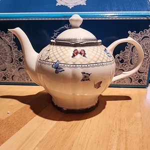 Fanquare 21-teiliges britisches Porzellan Teeservice 6 Stück, Schmetterling 1 abgeplatzte Teetasse - Bild 1 von 12