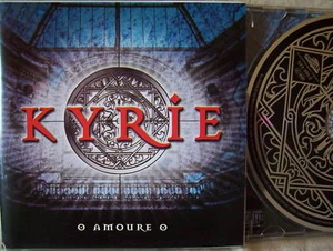 Kyrie- Amoure  WIE NEU - Imagen 1 de 1