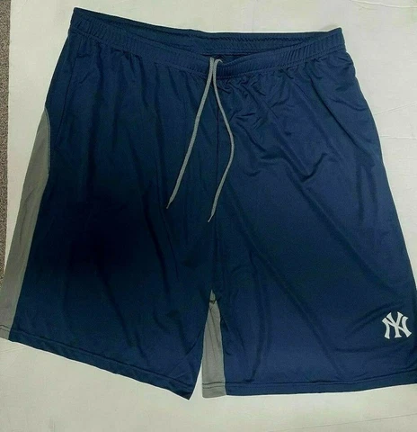 NEW YORK YANKEES MLB MENS MAJESTIC 2 TONE PERFORMANCE SHORTS DRI FIT  NEW  MED Cover