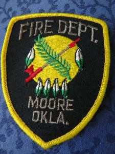 MOORE OKLAHOMA FIRE DEPARTMENT ARM PATCH - NICE FIND - BEAUTIFUL EMBRIODRED - Picture 1 of 5