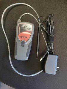 Restek 22839 Electronic Leak Detector - Picture 1 of 2