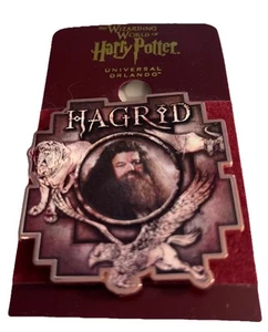 Harry Potter Pin HAGRID Universal Wizarding World Retired RARE New On Card - Picture 1 of 3