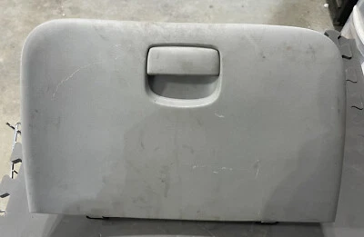 ✅2006-2011  Hyundai Accent glove box Assembly - Image 1 of 3