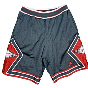 PANTALONES CORTOS DE MALLA VINTAGE NIKE AIR JORDAN WINGS NEGRO/ROJO JUMPMAN TALLA MEDIANA - Imagen 1 de 12