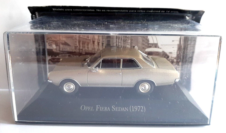 [75] DIE CAST OPEL FIERA SEDAN (1972) GRANDES AUTOS MEMORABLESEN MÉXICO-1/43 - Immagine 1 di 1
