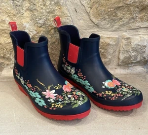 Gardenline Floral Ankle Rubber Rain Booties Navy Blue Red Flowers Women's Size 7 - Picture 1 of 7