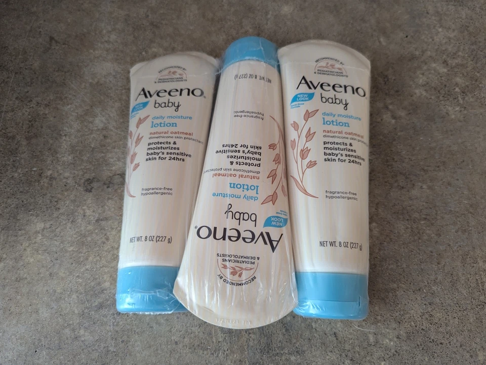 3PK AVEENO BABY DAILY MOISTURE LOTION W/ NATURAL OATMEAL 8OZ FRAGRANCE FREE C4-6 - Image 1 of 4