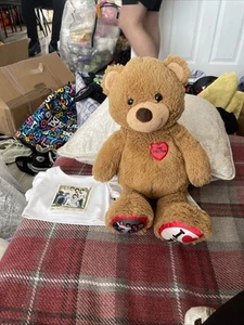 Build A Bear - Oso de peluche One Direction, retirado 2017 17"" nuevo sin etiquetas coleccionable - Imagen 1 de 5